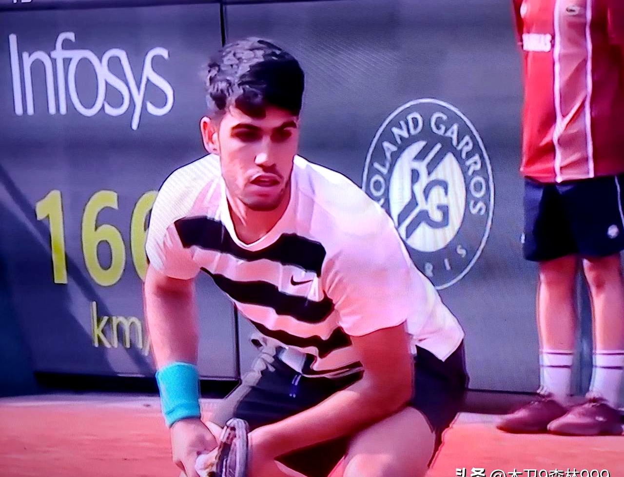 关于世界网球队碾压意大利网球队，阿尔卡拉斯统治全场的信息