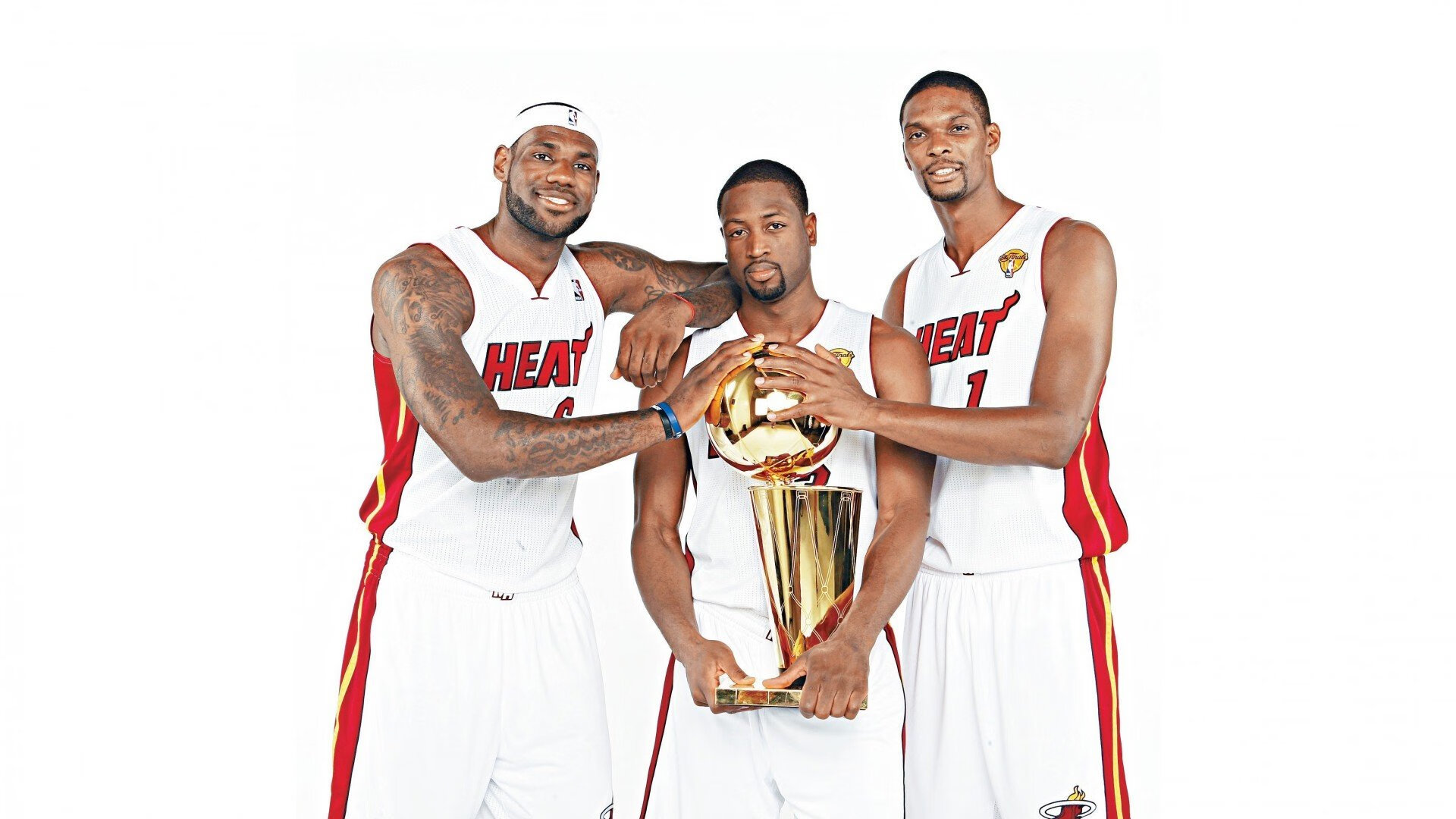 红牛二队绝境逆转威廉姆斯，佩雷兹一肩扛起全队，诠释车队灵魂