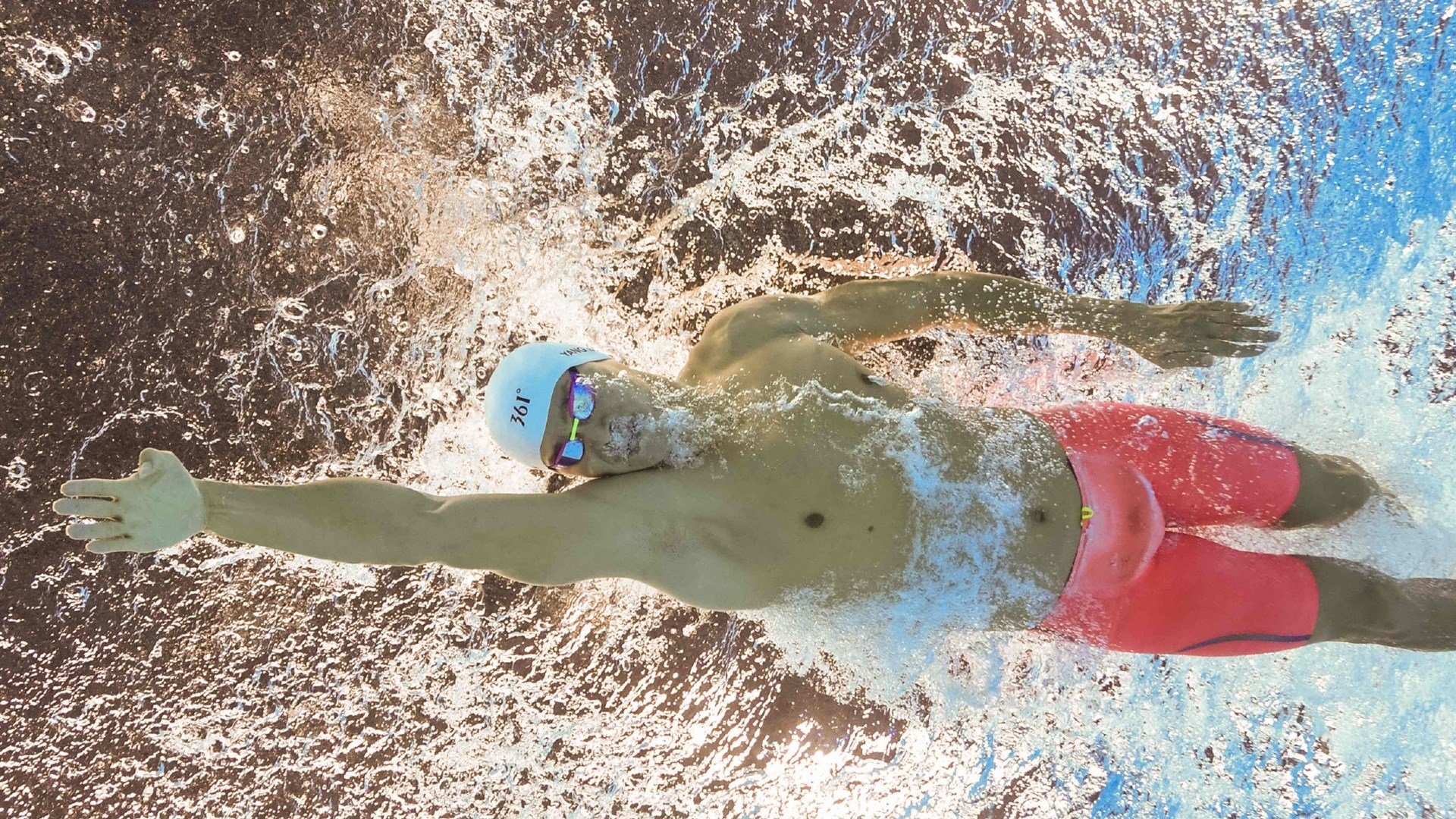 风雪维也纳，奥地利队一剑封喉，马龙惊艳四座，乒乓球世界的唯一之夜